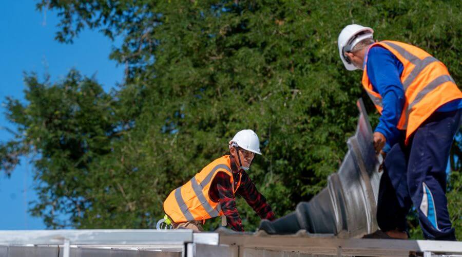 Expert top industrial roofings services in Hamburg, IL